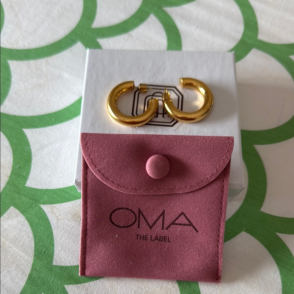 OMA The Label Gold Earrings
